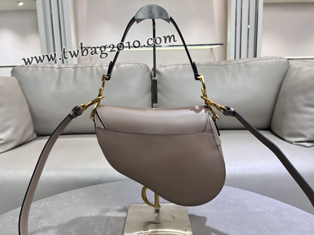 Dior专柜经典马鞍包迪奥高仿原单灰褐色大号马鞍包腋下肩背包 djfk1635